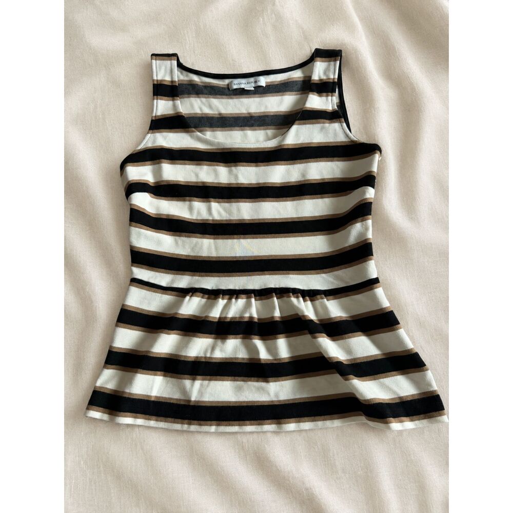 Banana Republic Size 4 Sleeveless Peplum Top Black White Gold